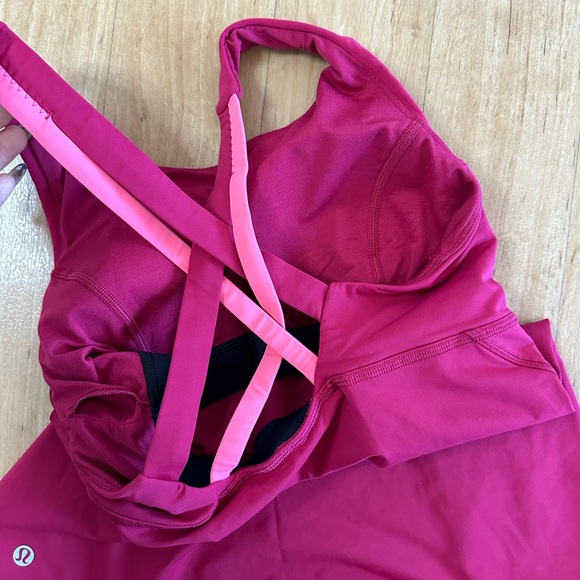 Lululemon Stash N Run Tank Ruby Red size 4 - Picture 6 of 8